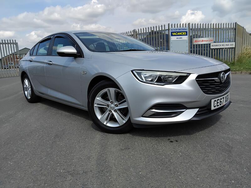 VAUXHALL INSIGNIA 1.5 i Turbo Design Nav