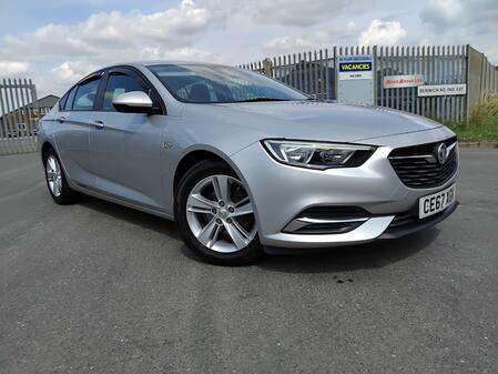 VAUXHALL INSIGNIA 1.5 i Turbo Design Nav