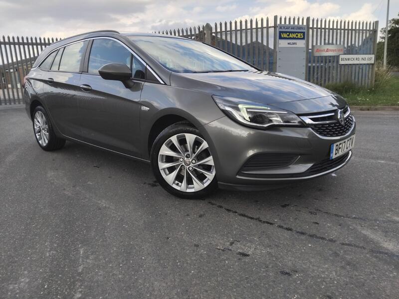 VAUXHALL ASTRA 1.4 i Turbo Tech Line