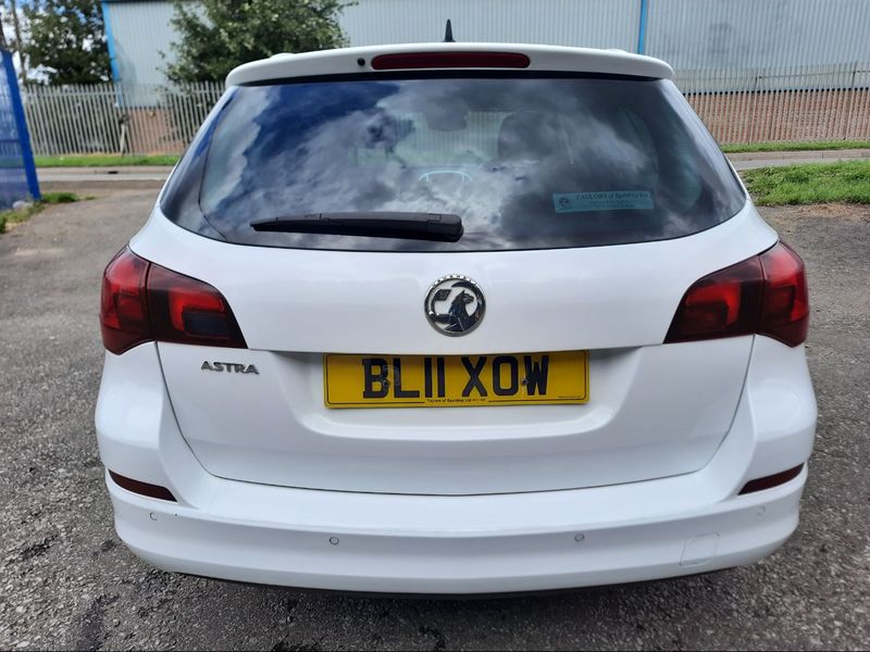 VAUXHALL ASTRA